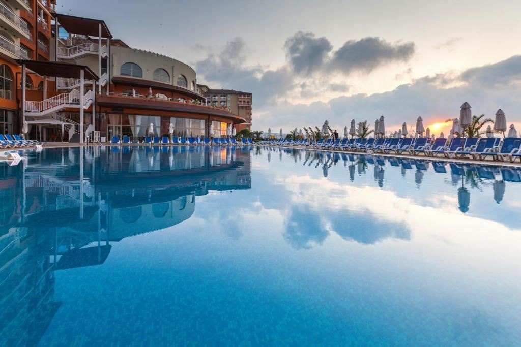 pools-pools