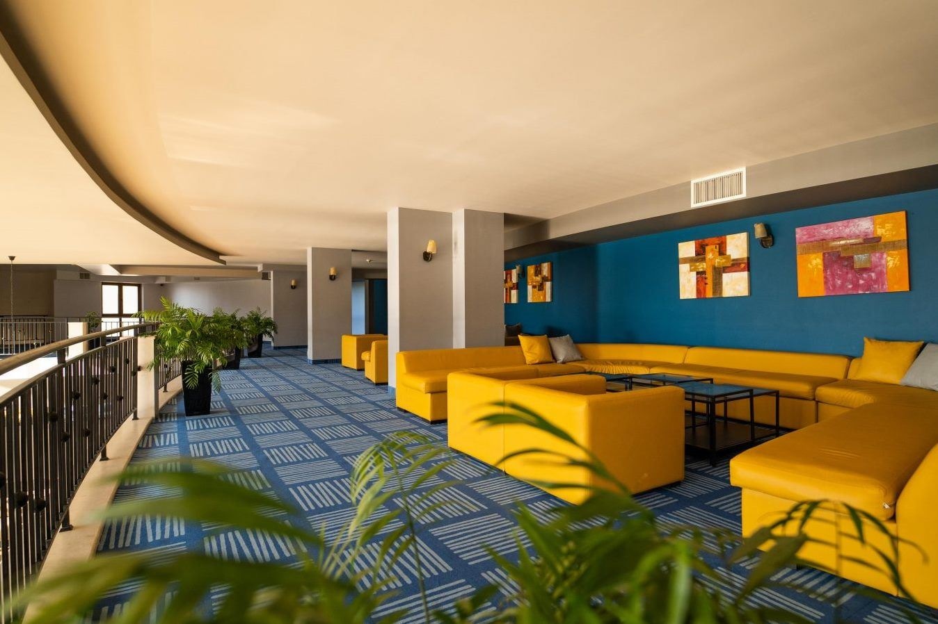 bars-lobby-bar