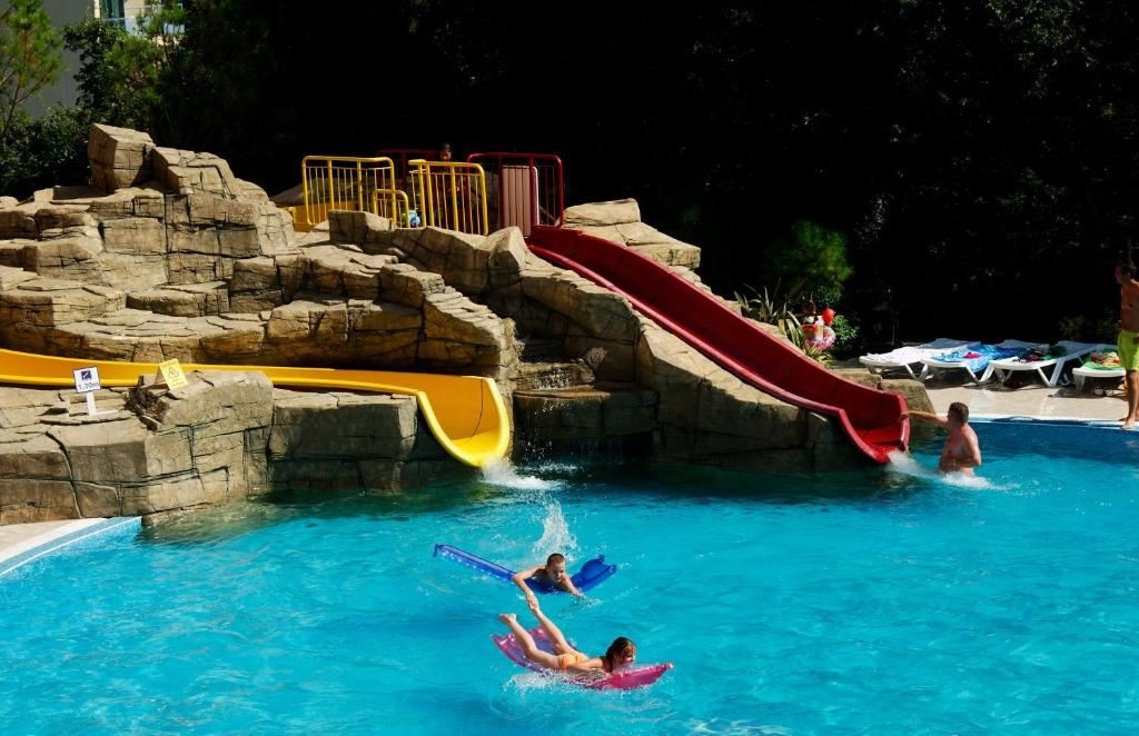 pools-pools