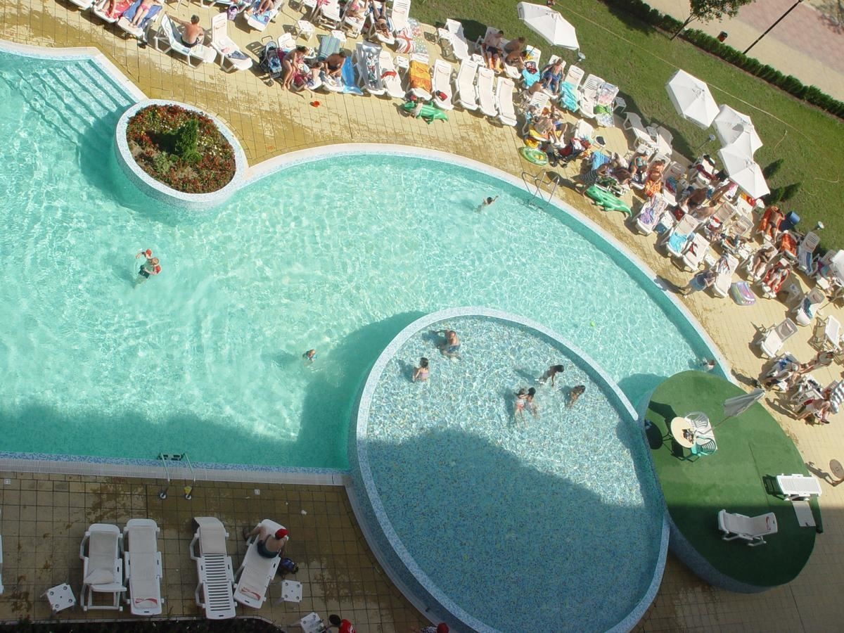 pools-pools