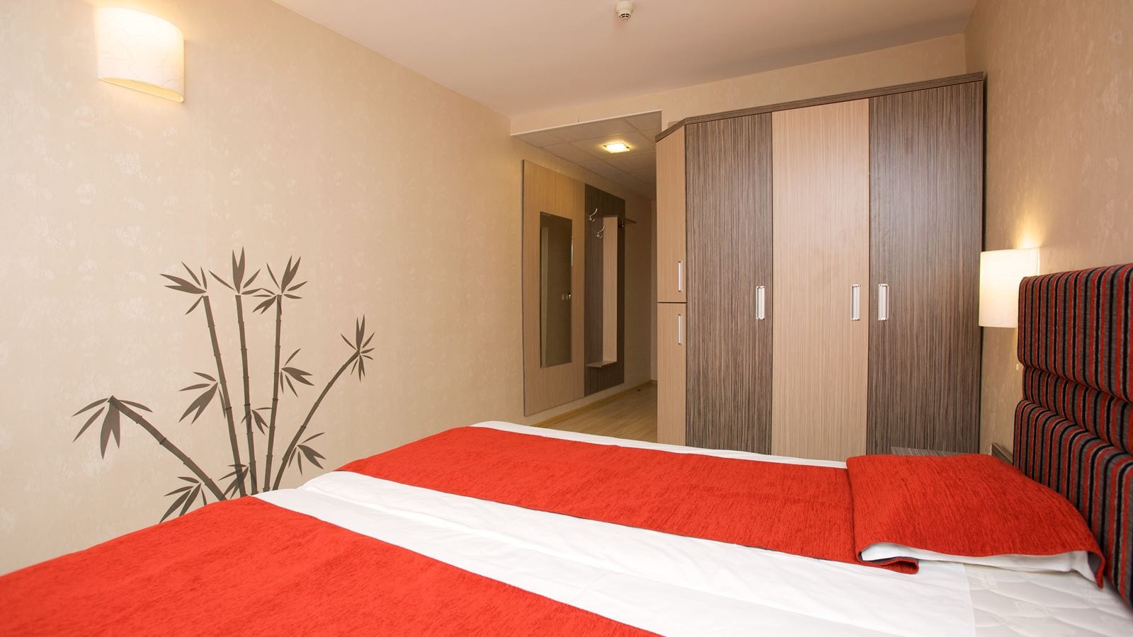 rooms-single-room