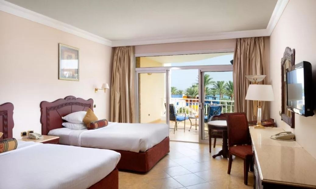 rooms-superior-room