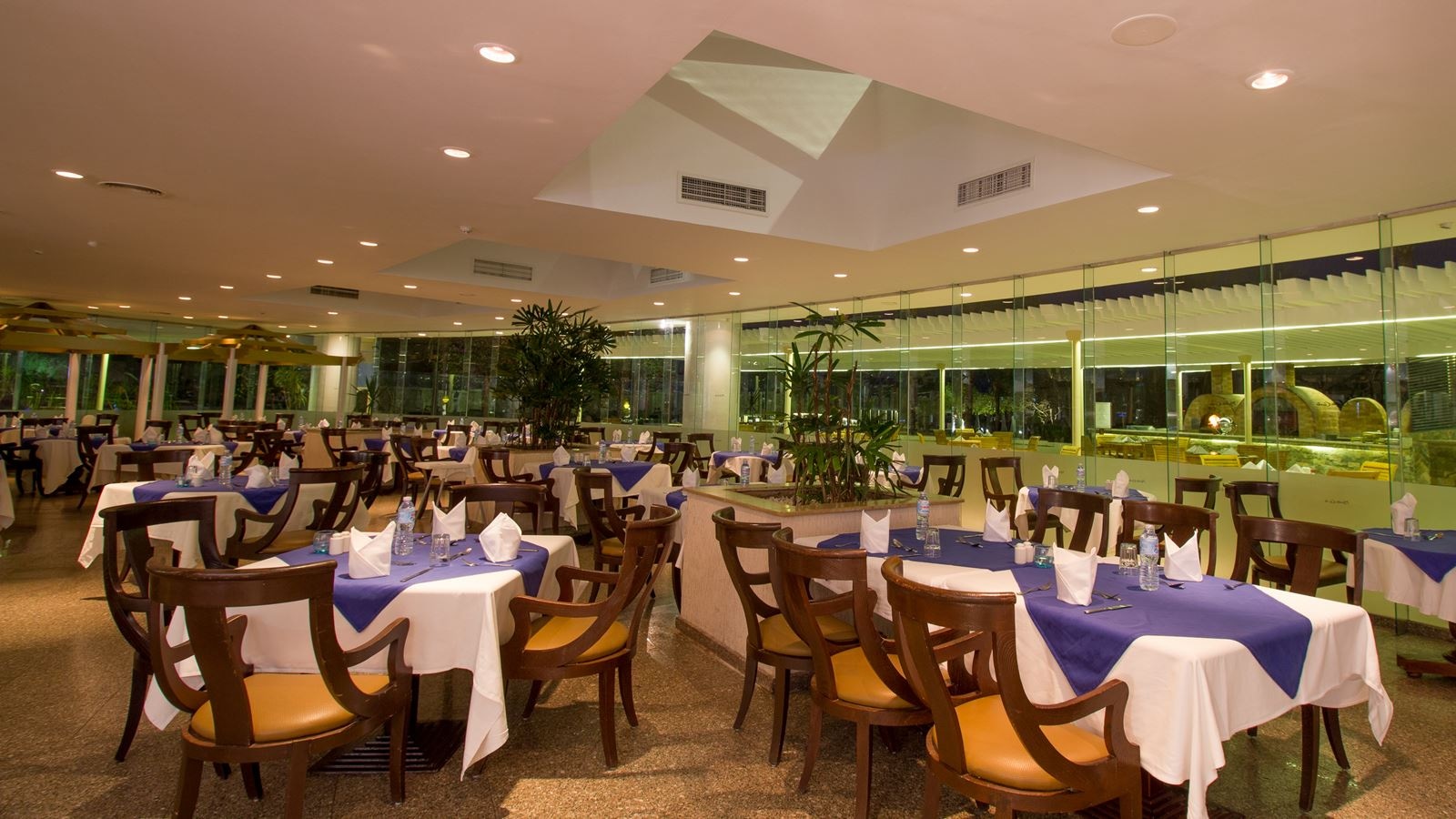 restaurants-