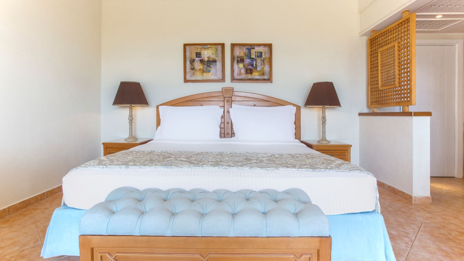 rooms-sea-view-room
