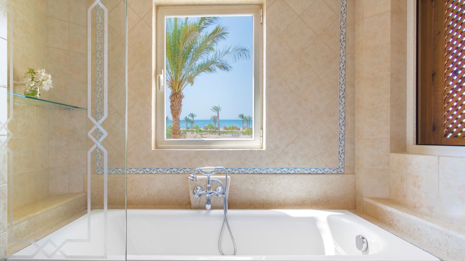 rooms-sea-view-room