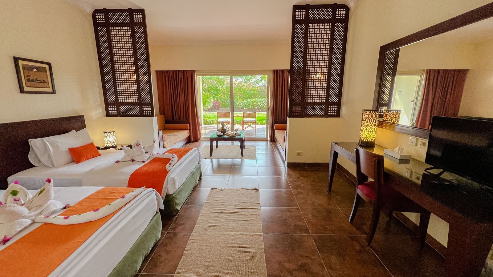 rooms-superior-room