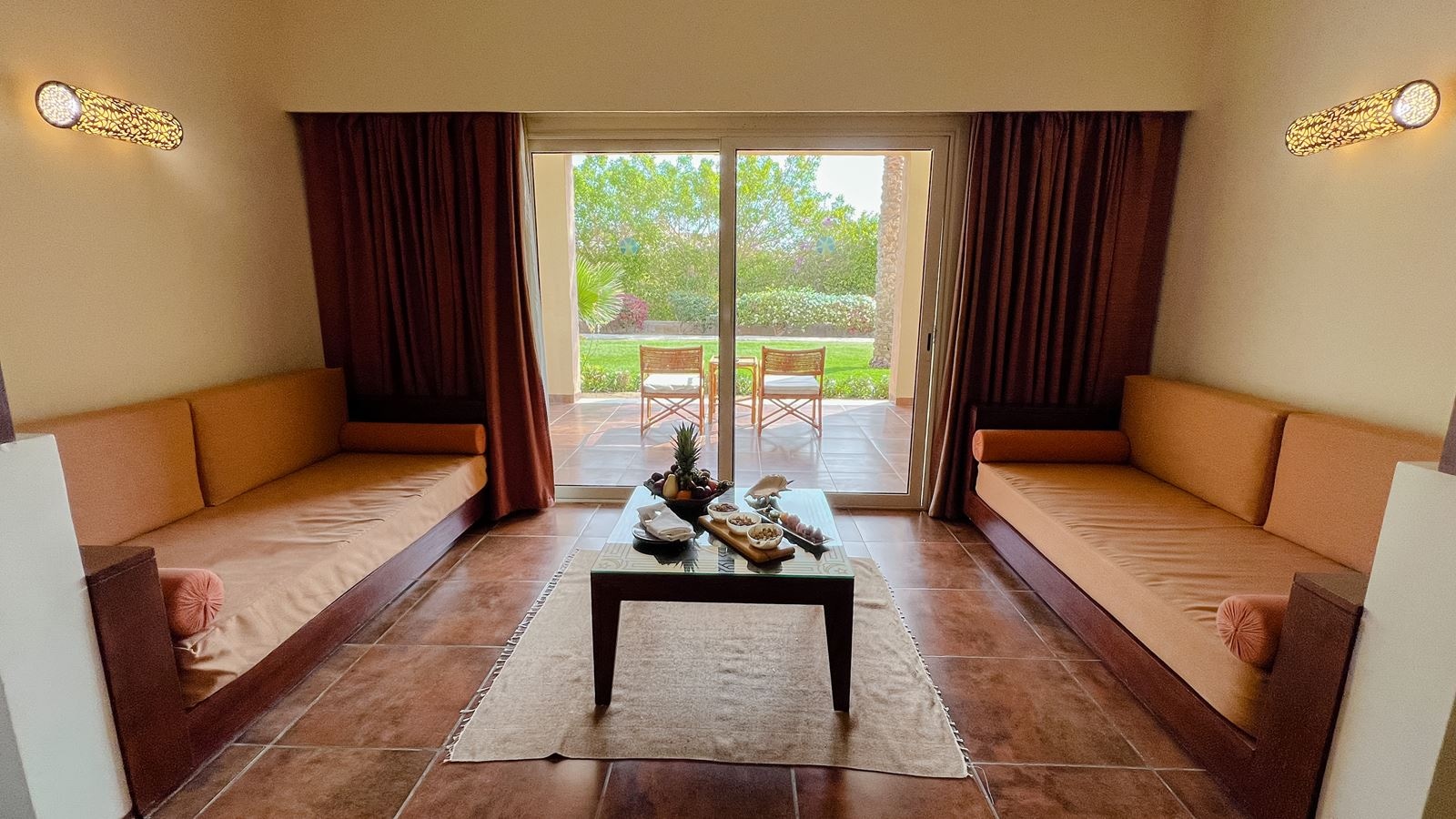 rooms-superior-room
