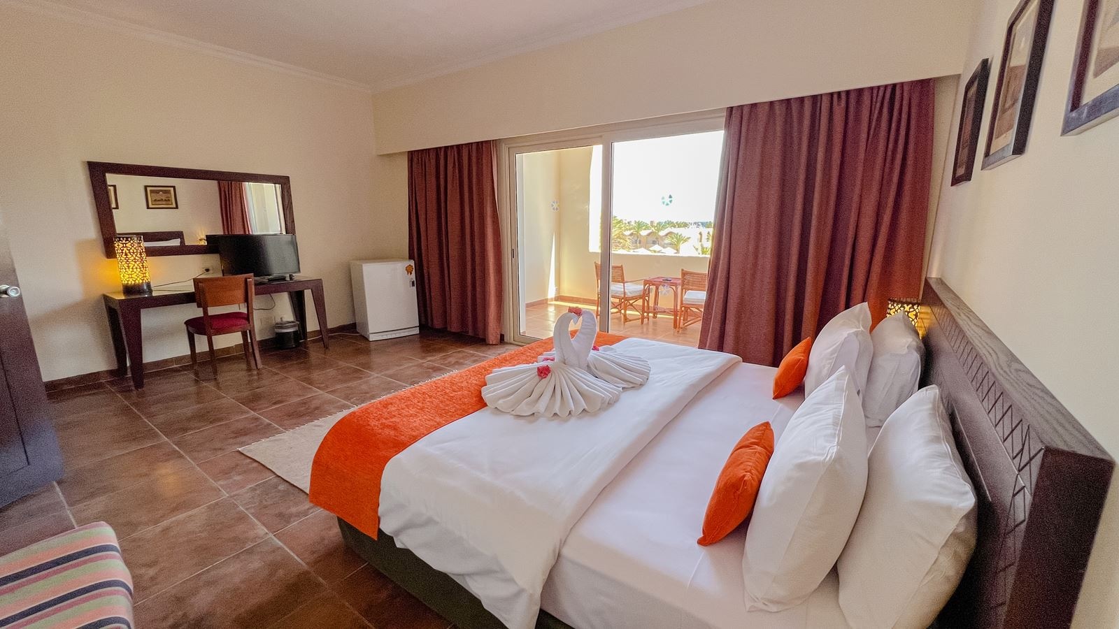 rooms-family-room