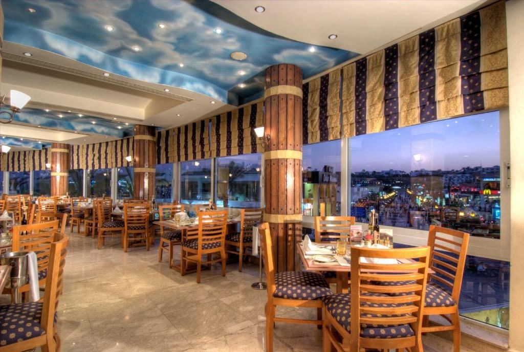 restaurants-zigolini--italian-restaurant