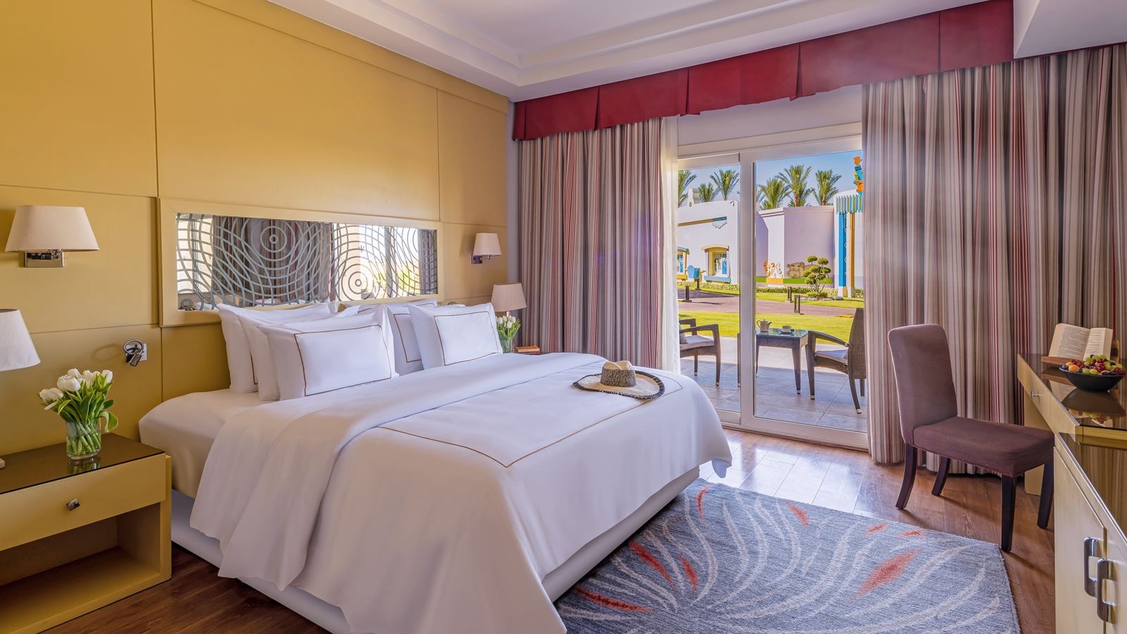 rooms-family-room