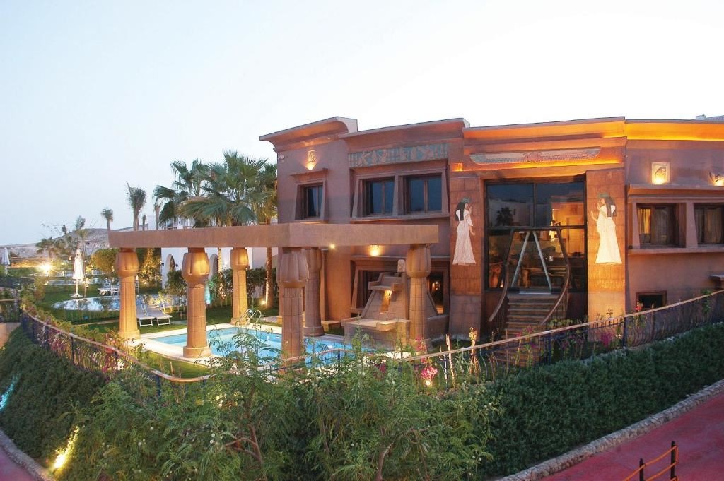 rooms-villa-queen-cleopatra