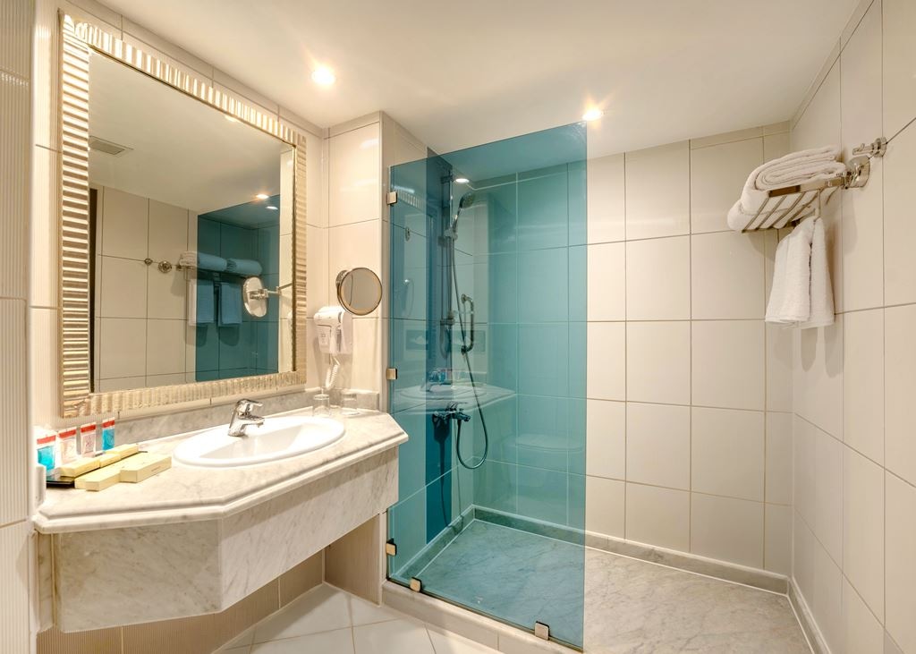 rooms-standard-room