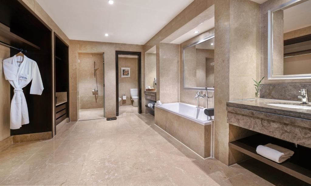 rooms-royal-suite
