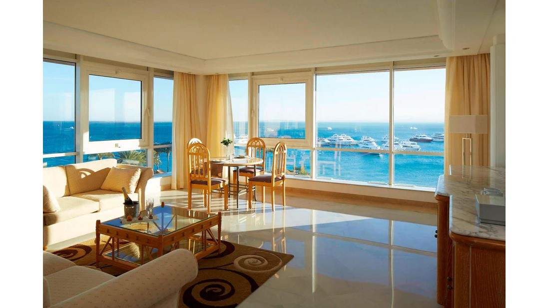 rooms-neptune-suite