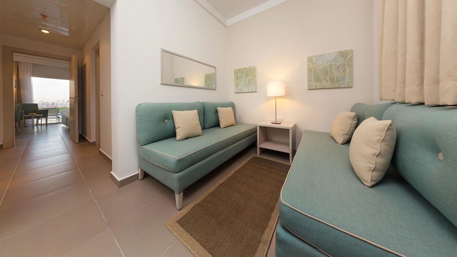 rooms-family-room