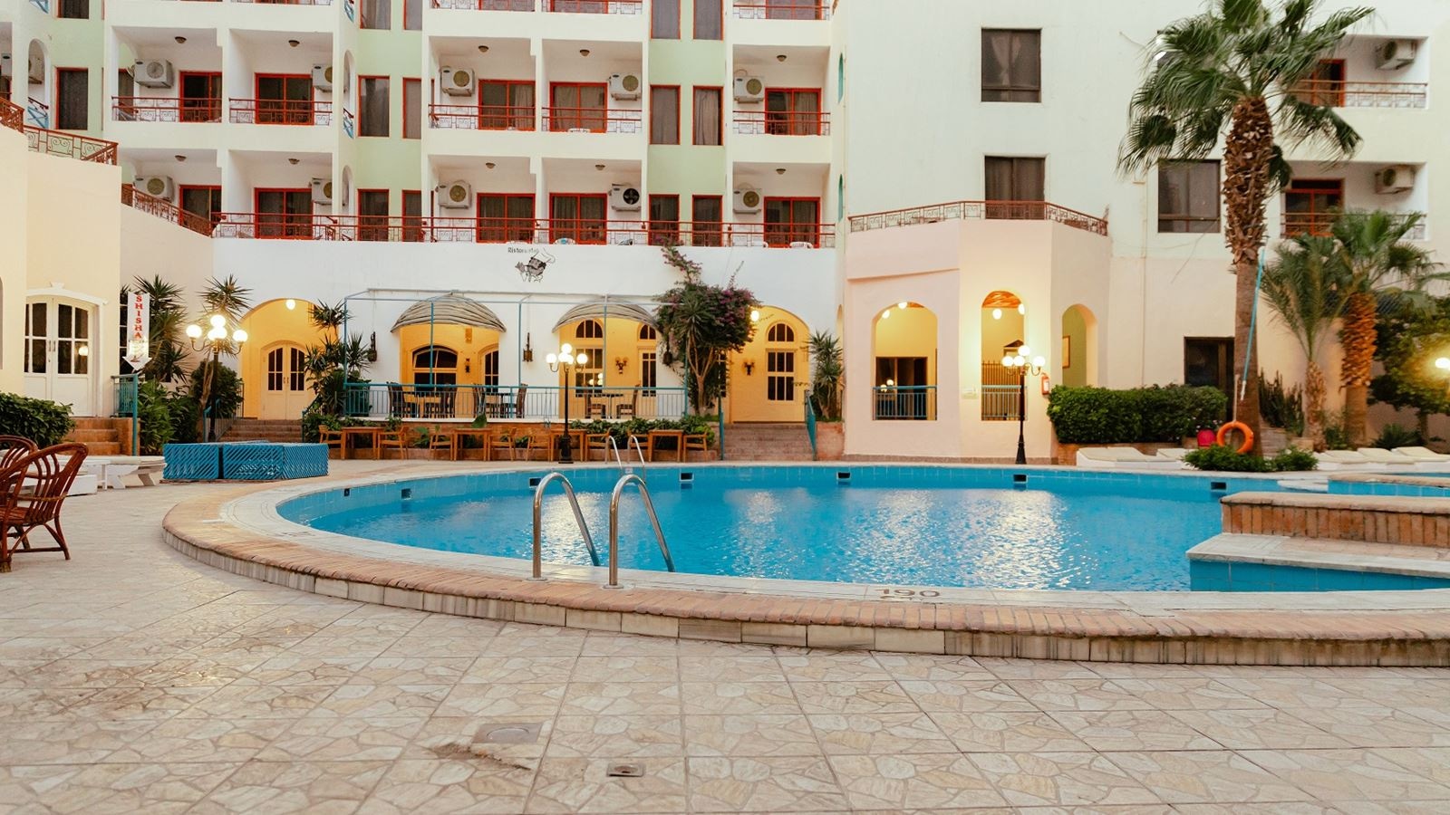 pools-outdoor-pool