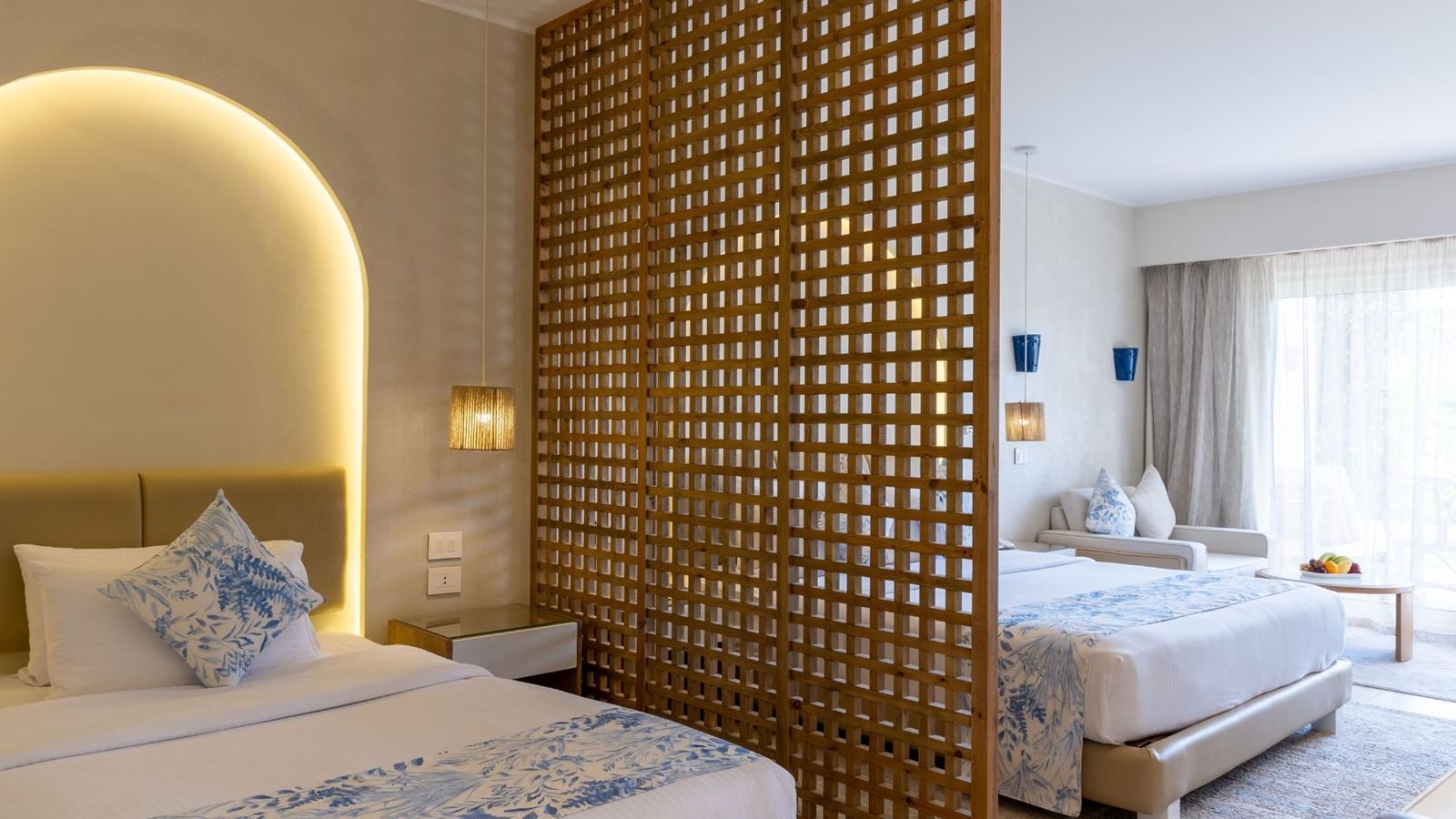 rooms-deluxe-room