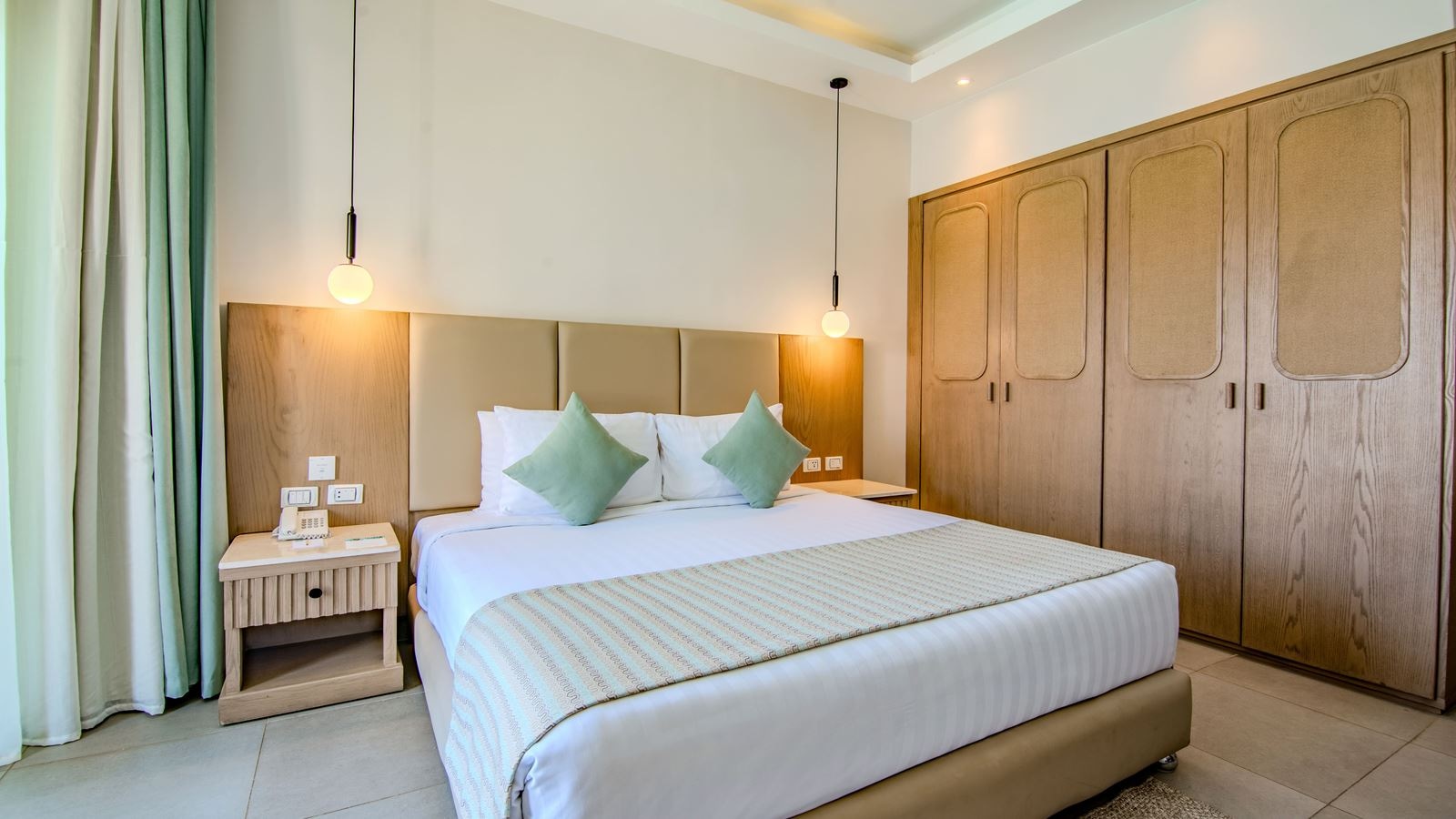 rooms-superior-partial-sea-viewbackpool-view