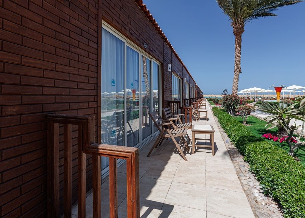 rooms-superior-family-suite-garden--view