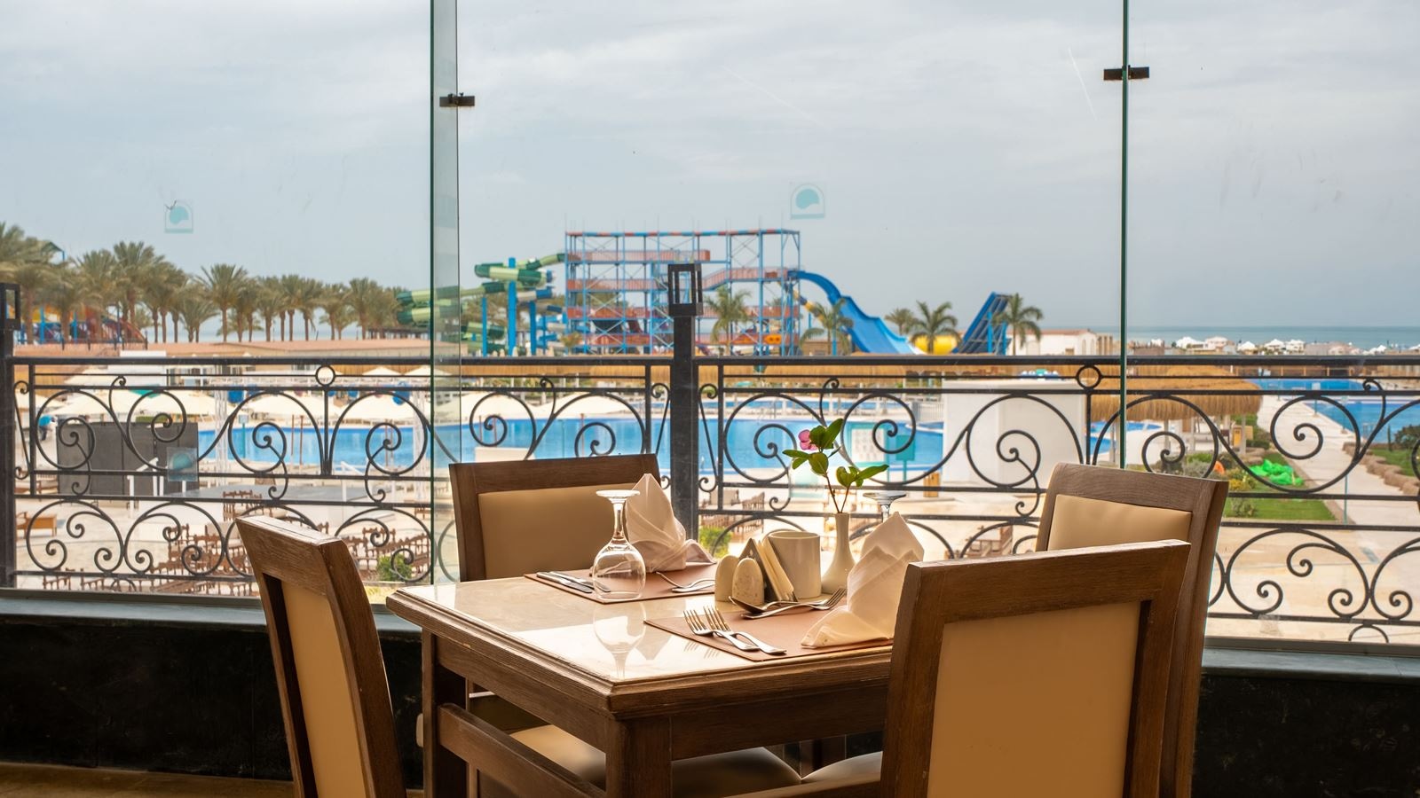 restaurants-main-restaurant