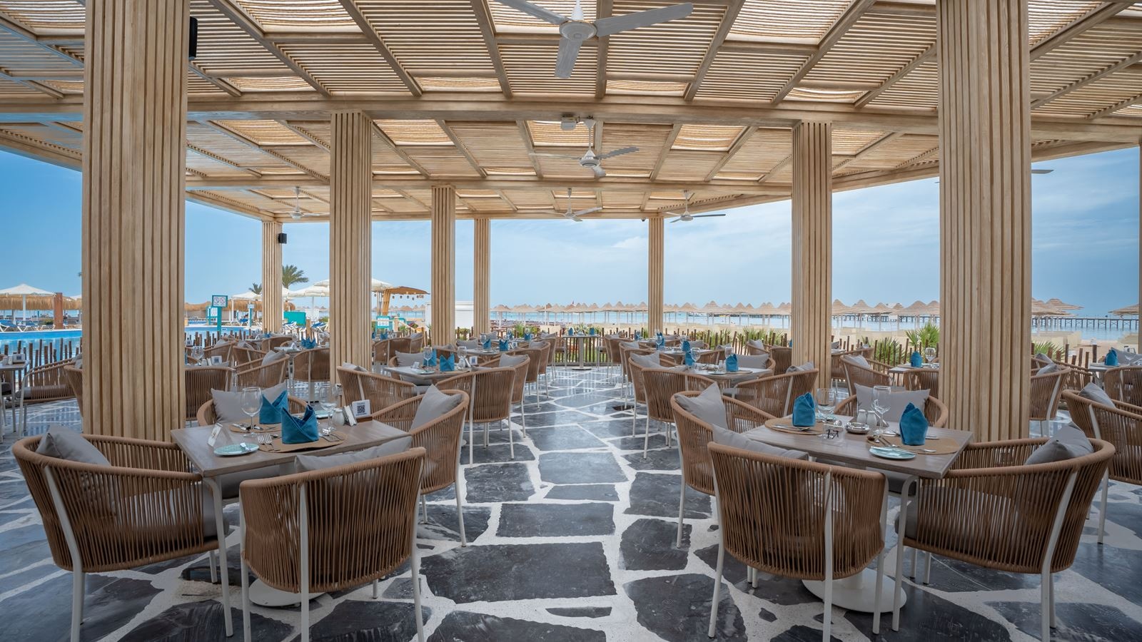 restaurants-yades-greek-restaurant