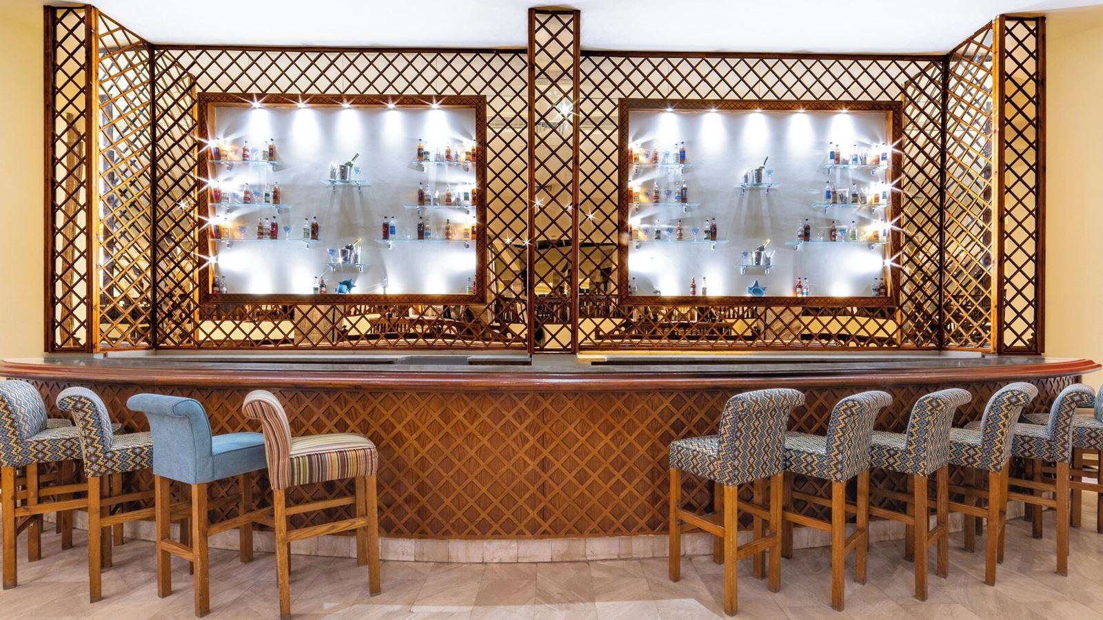 bars-siva-lobby-bar