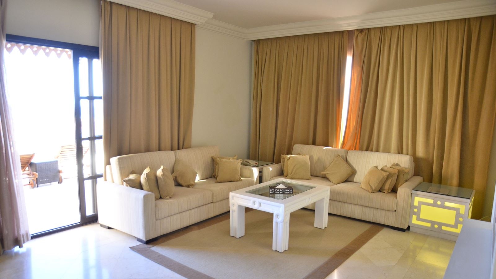 rooms-suite