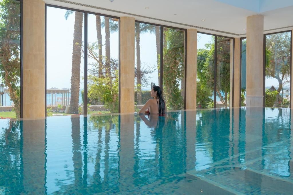 pools-indoor-pool
