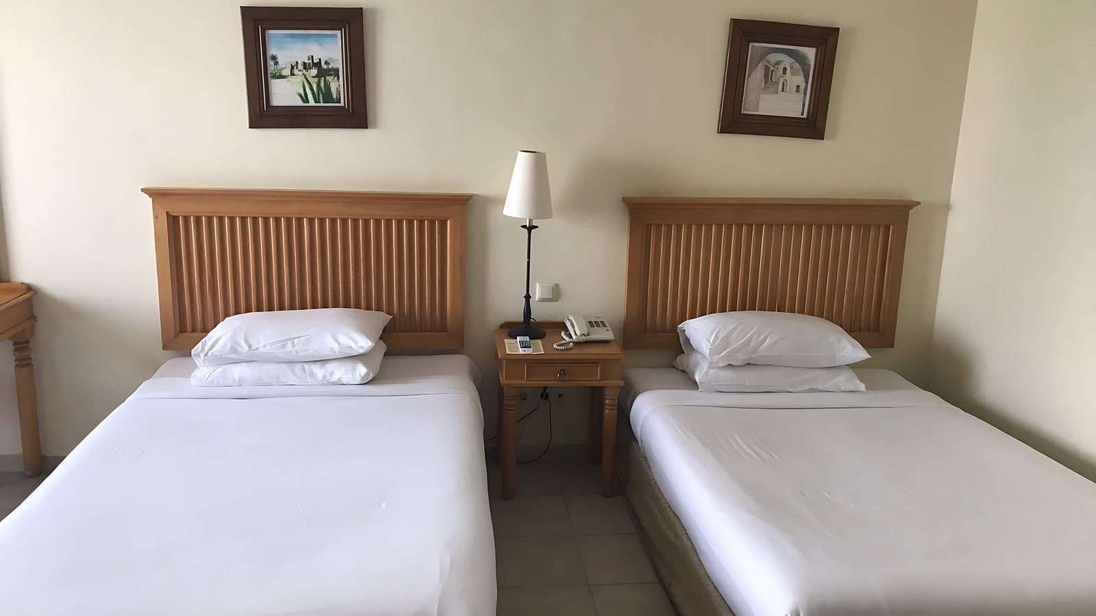 rooms-standard-room