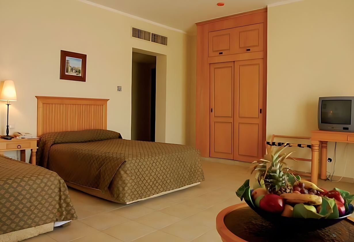 rooms-superior-room