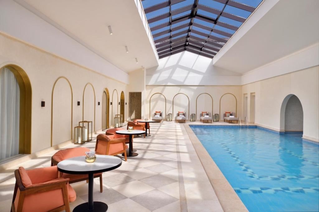 pools-indoor-pool