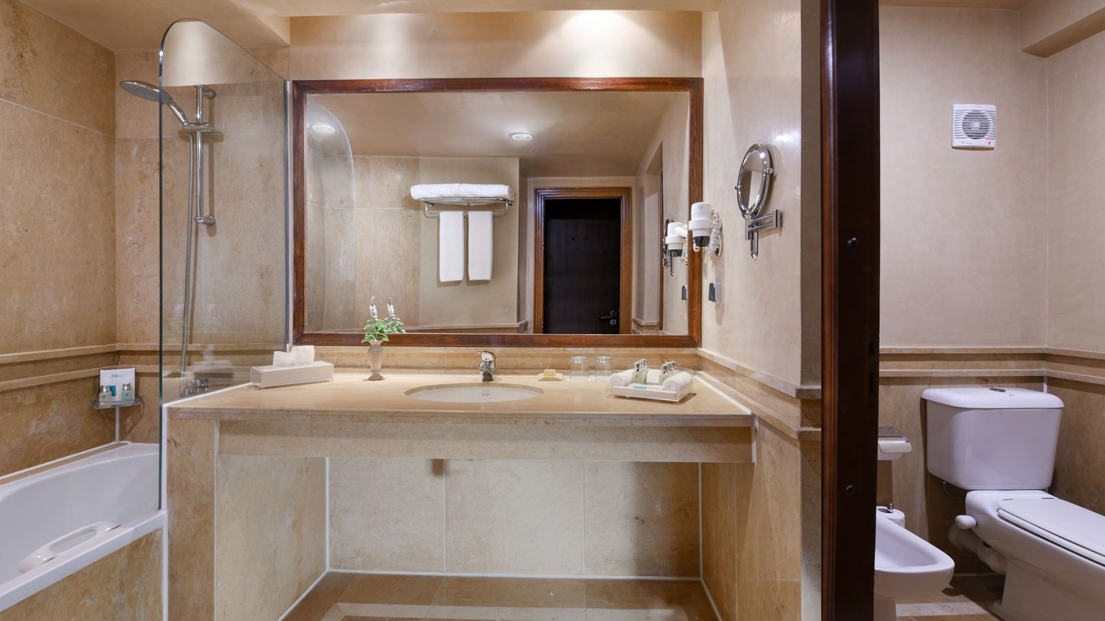 rooms-junior-suite