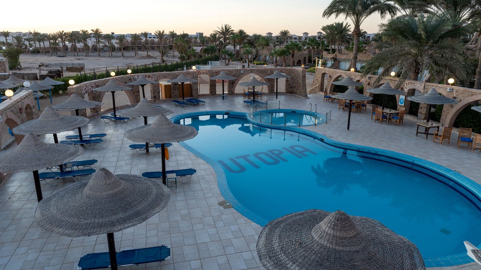 pools-outdoor-childrens-pool