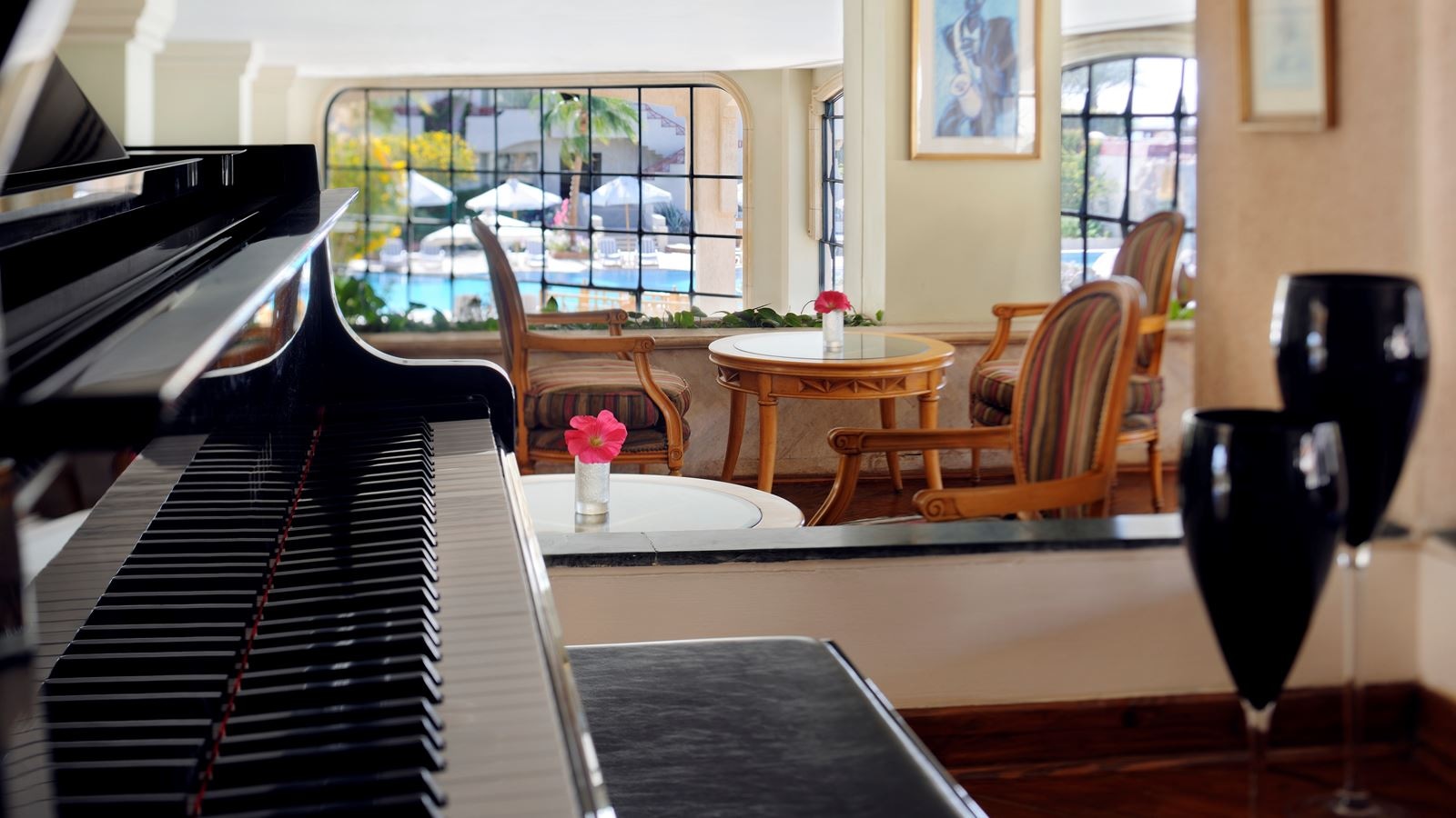 bars-piano-bar