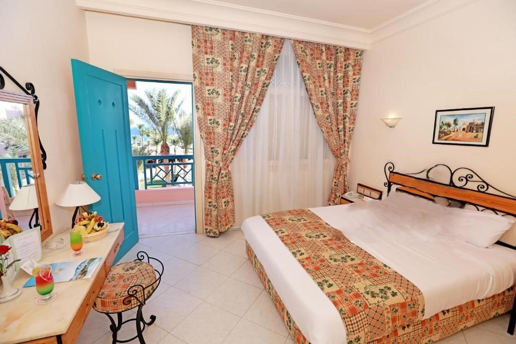 rooms-family-room