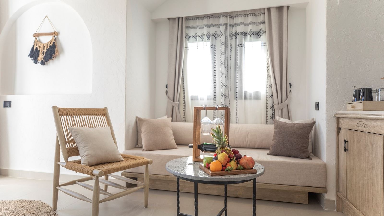 rooms-lexi-suite