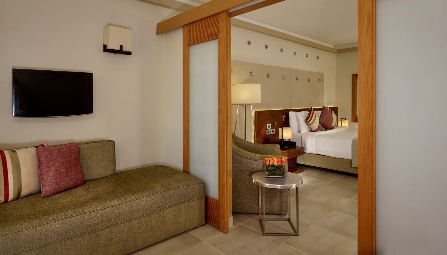 rooms-family-room