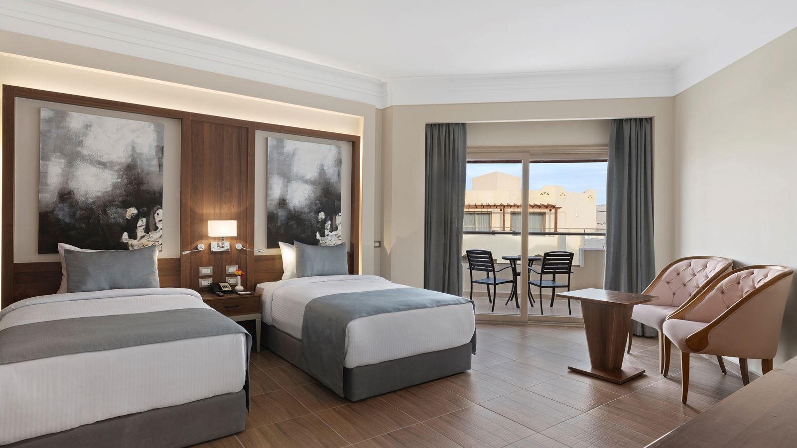 rooms-lagoon-duplex-swim-up-suite