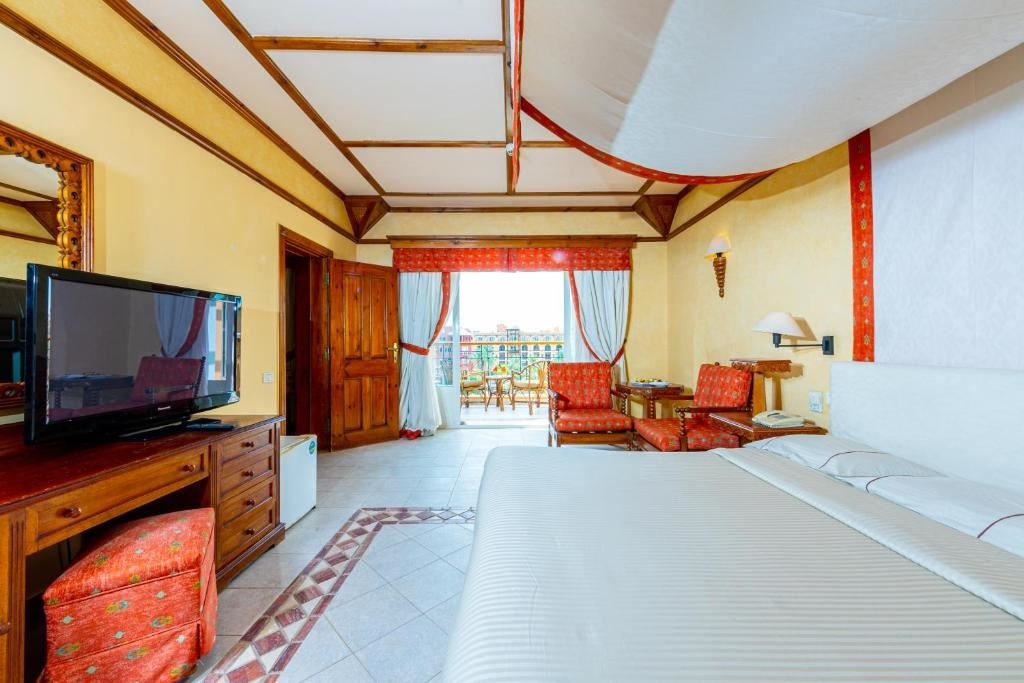 rooms-family-room