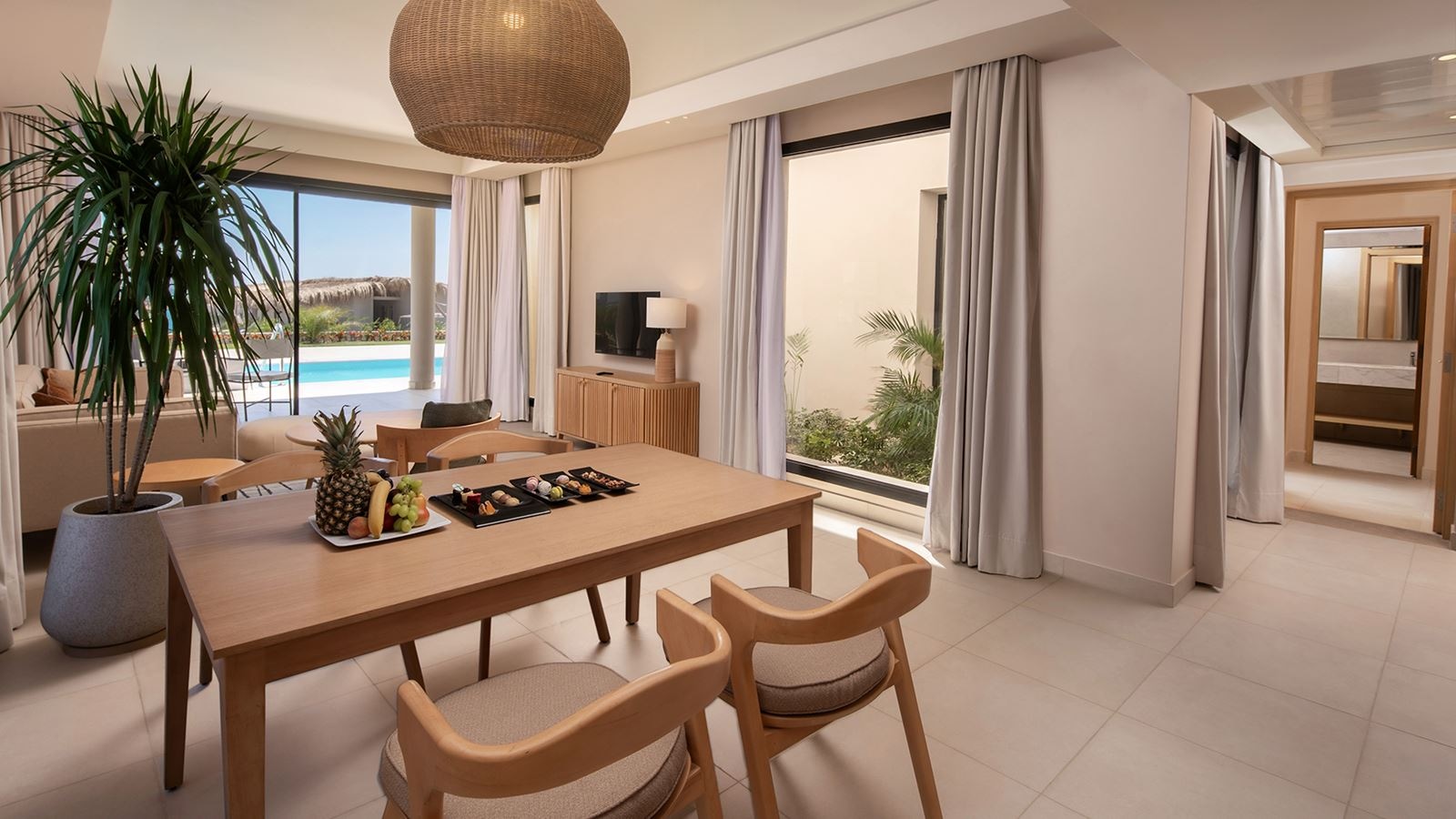 rooms-royal-suite