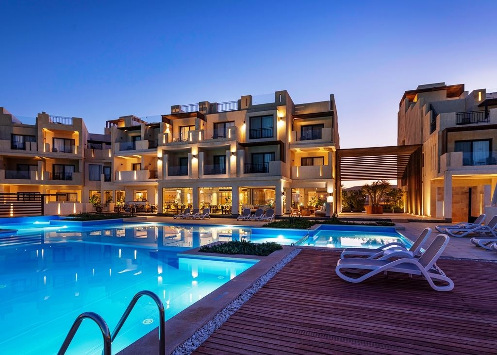 pools-main-building
