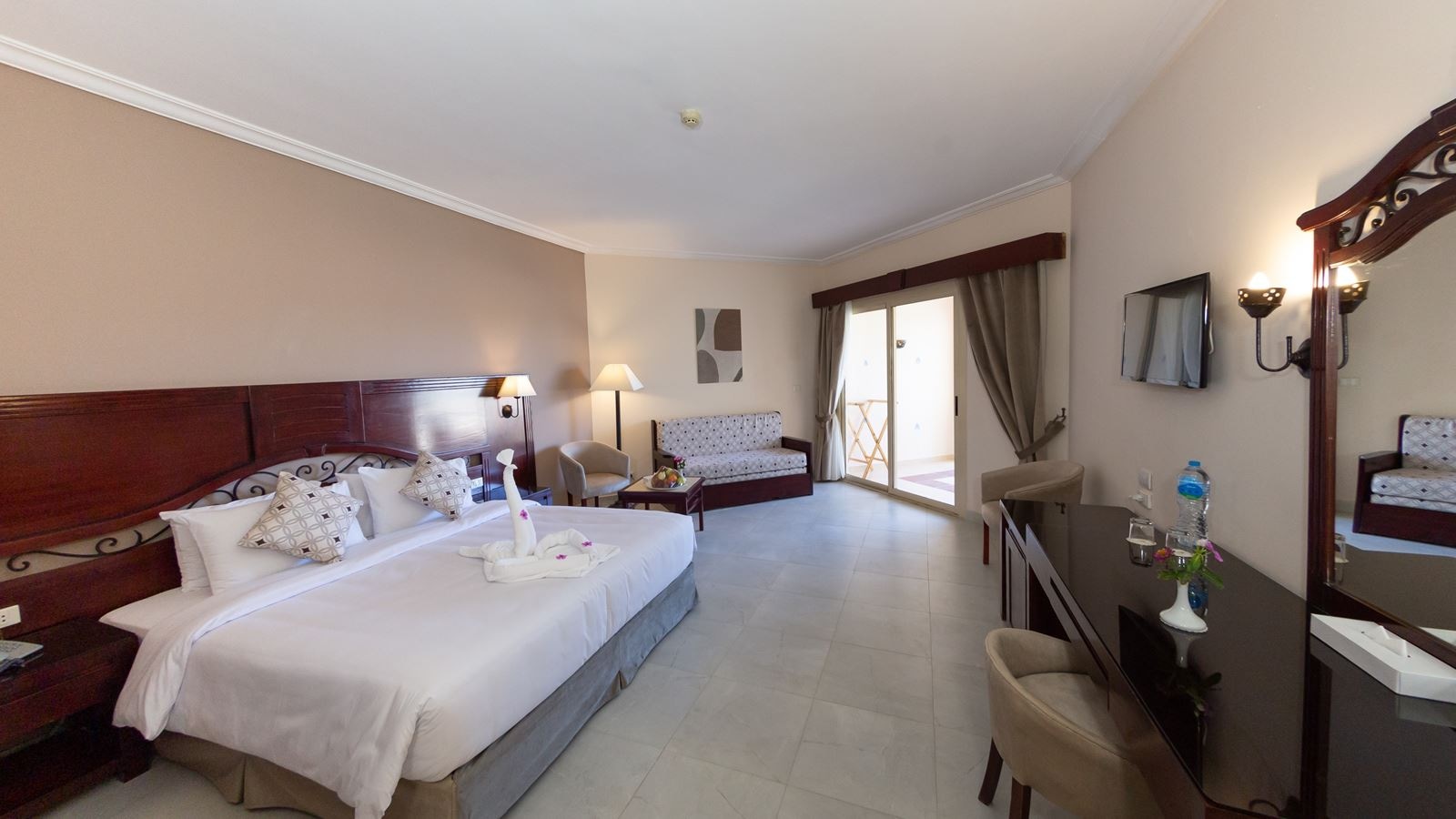 rooms-superior-room