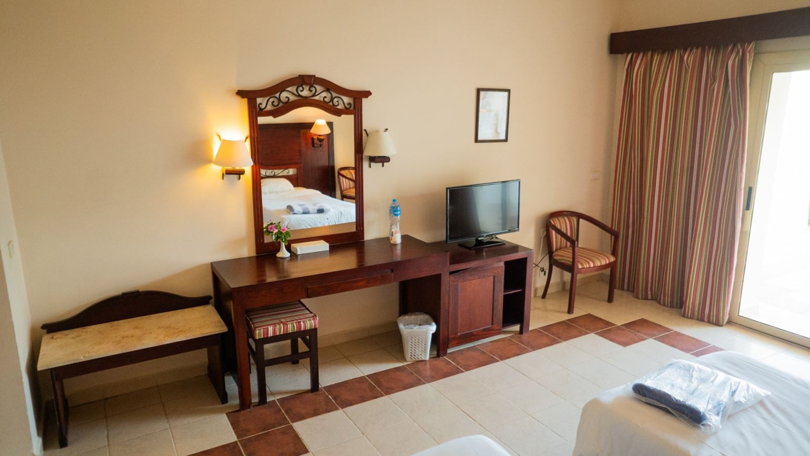rooms-standard-room