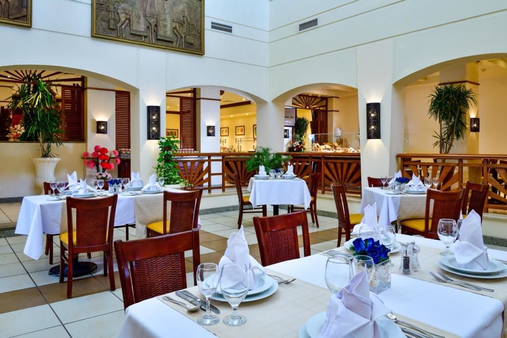restaurants-riviera
