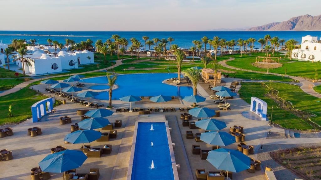 pools-outdoor-pool