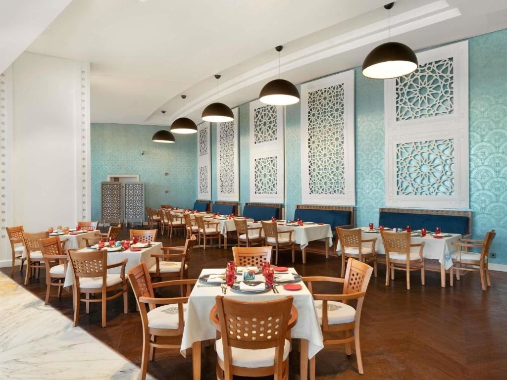 restaurants-restaurants
