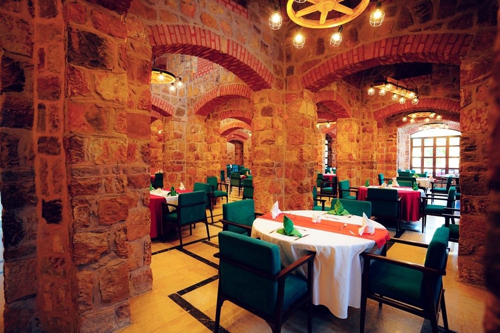 restaurants-restaurants