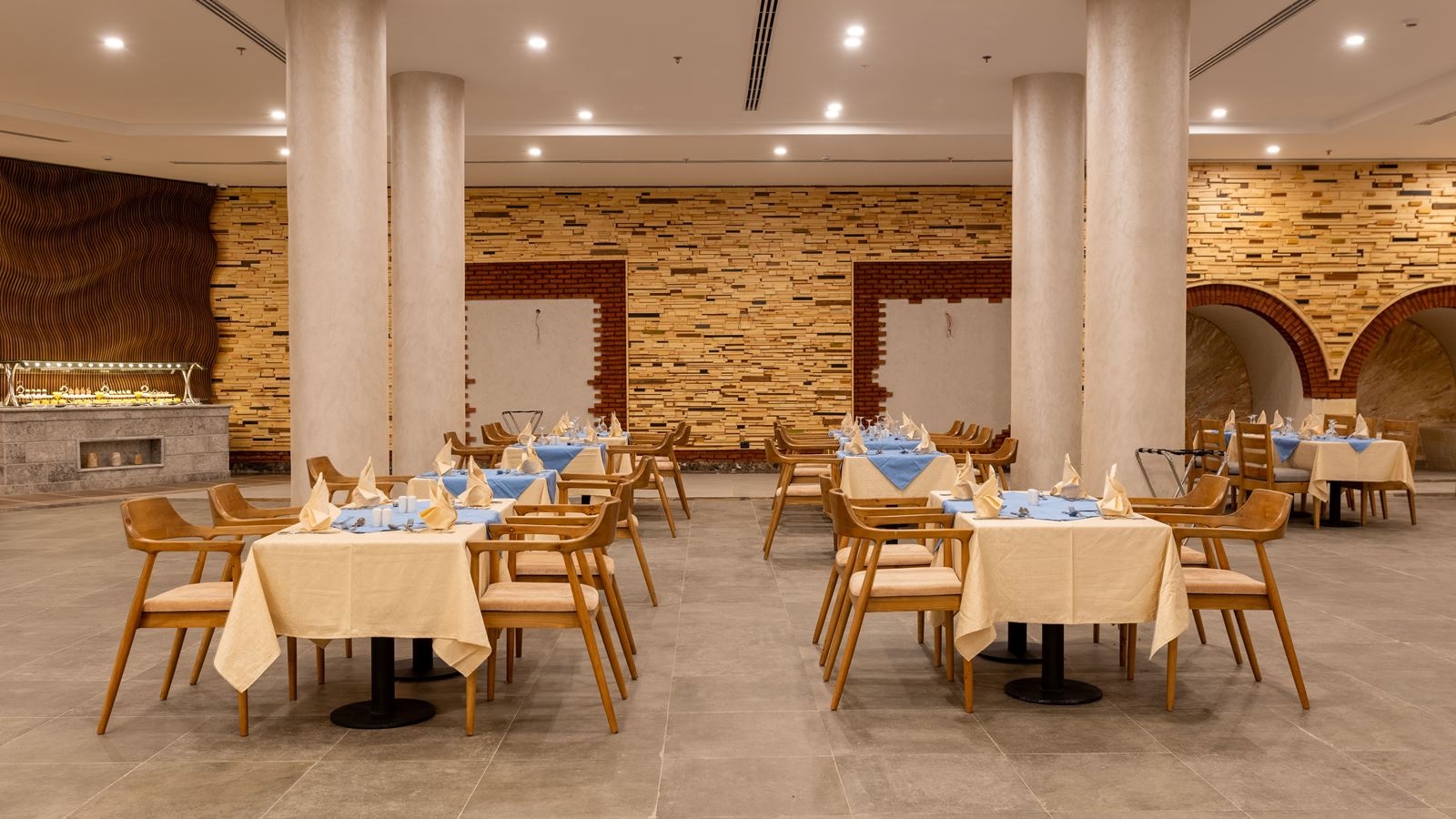 restaurants-alma-main-restaurant