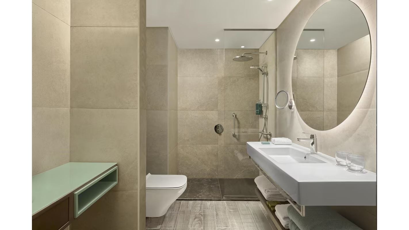 rooms-deluxe-room