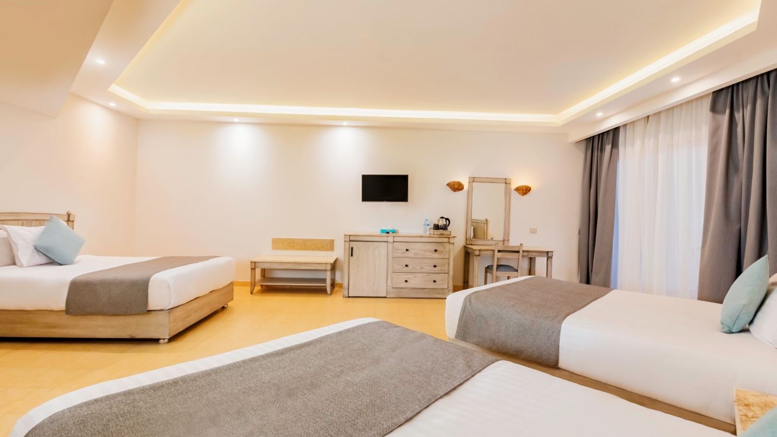 rooms-mega-room-gardenpoolsea-view